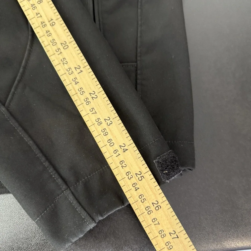 The North Face Jacket Mens Medium Black Softshell Fleece Lined Full Zip Outdoor